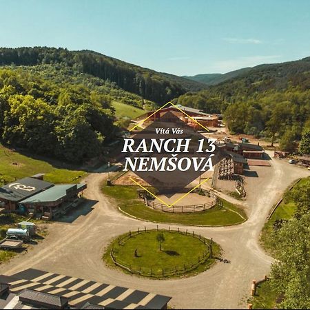 Ranch 13 - Western A Kone Nemšová 외부 사진